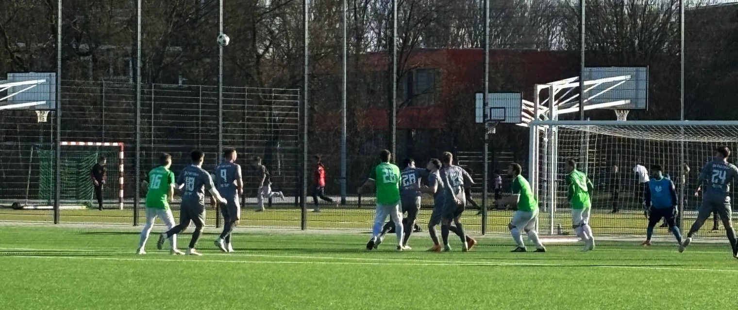 Ungefährdeter 0:5 Auswärtserfolg für Fortuna 2