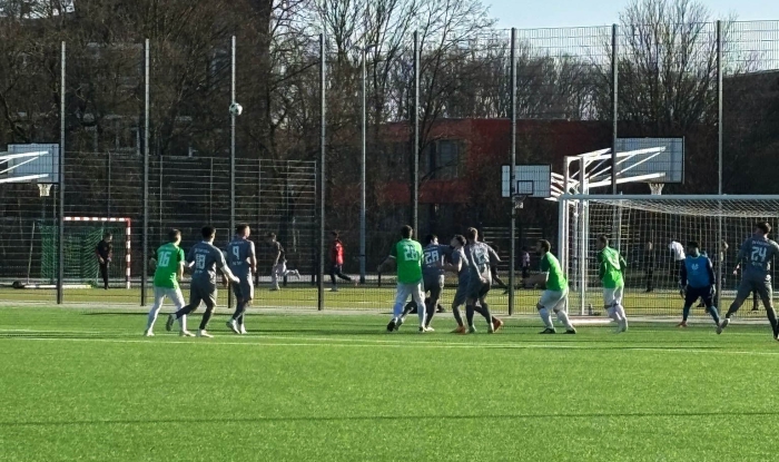 Ungefährdeter 0:5 Auswärtserfolg für Fortuna 2