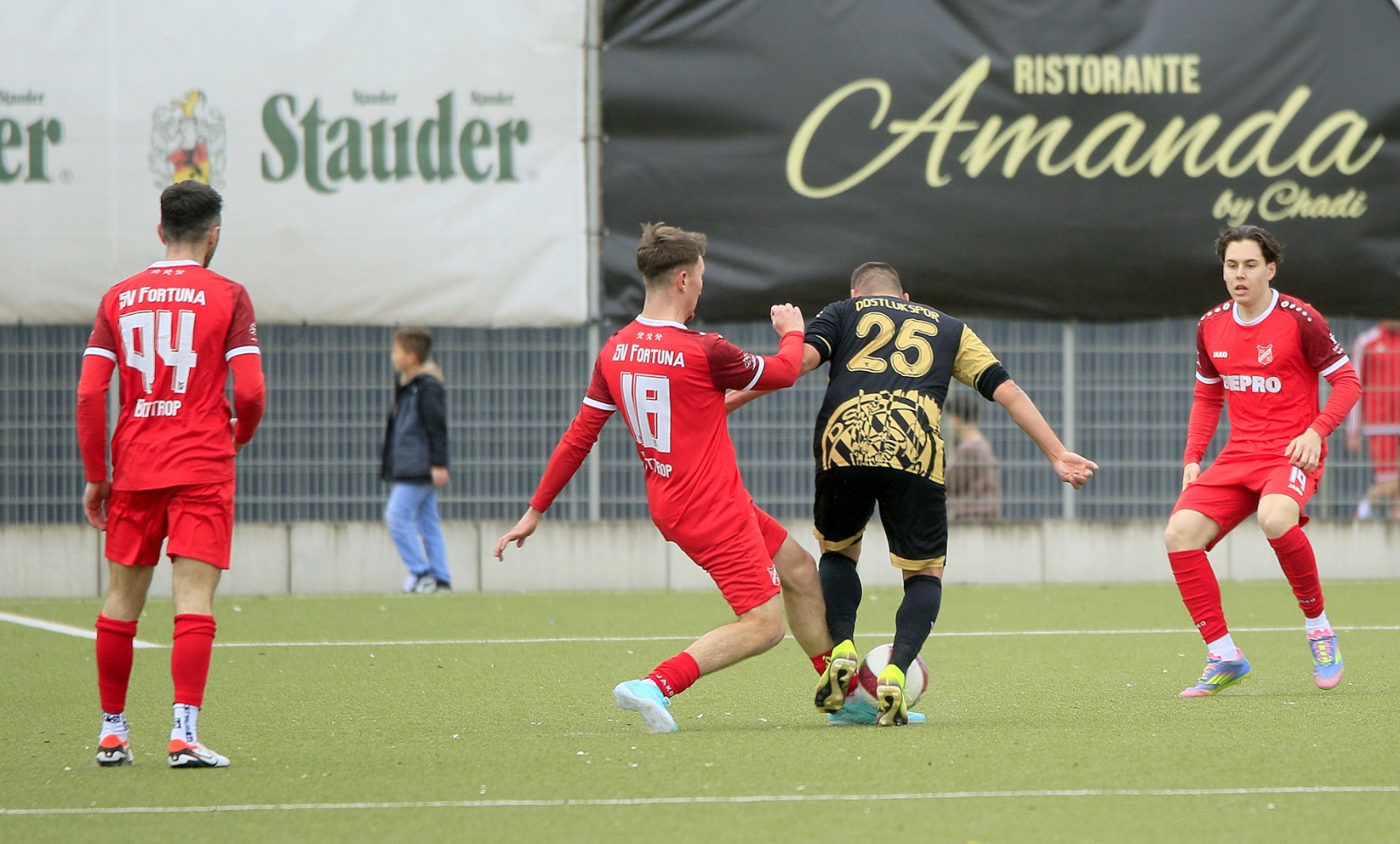 Moral, Wille, Wende! Fortuna dreht das Derby!